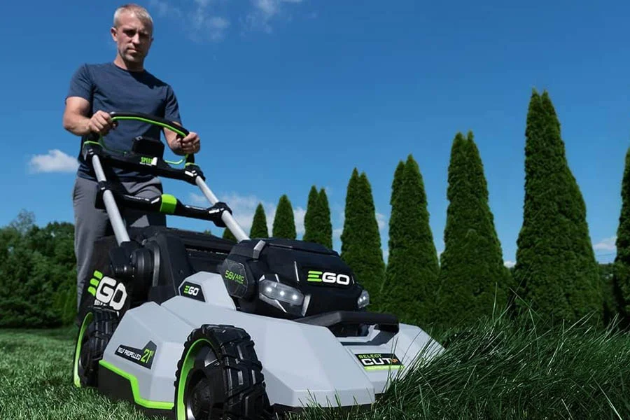 self propelled battery powered lawn mower